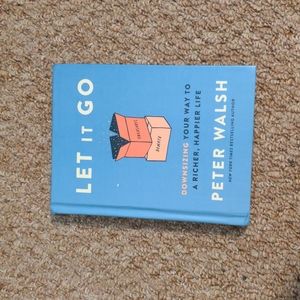 🍓Let It Go, Downsizing book